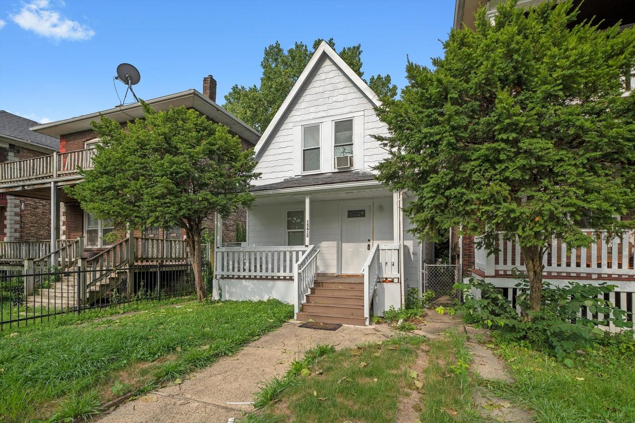 15612 Loomis Ave., Harvey, IL 60426