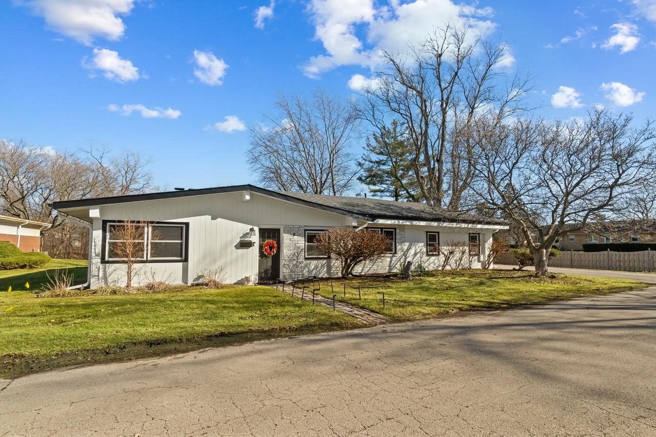 [Address Hidden by Seller], Mount Prospect, IL 60056