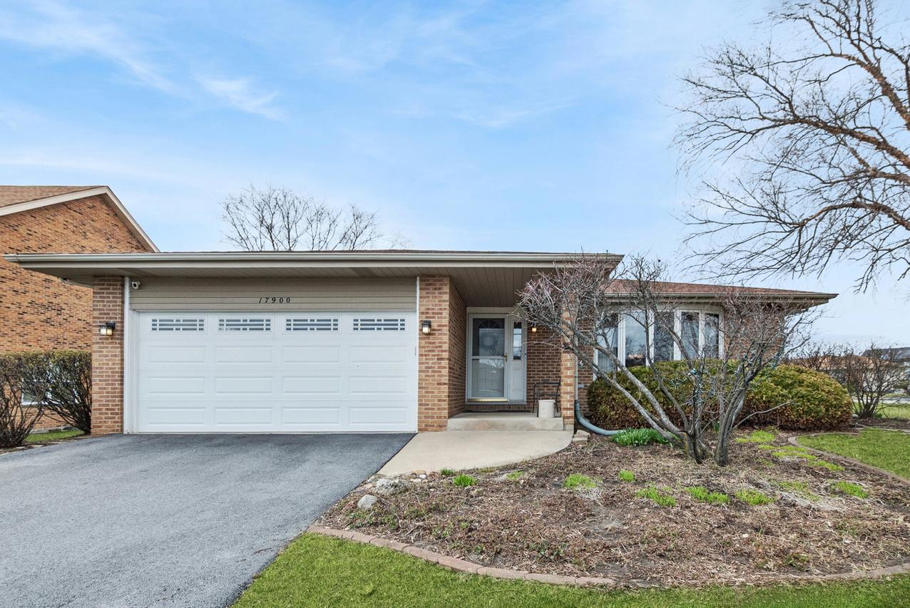 17900 Poplar Ln., Country Club Hills, IL 60478
