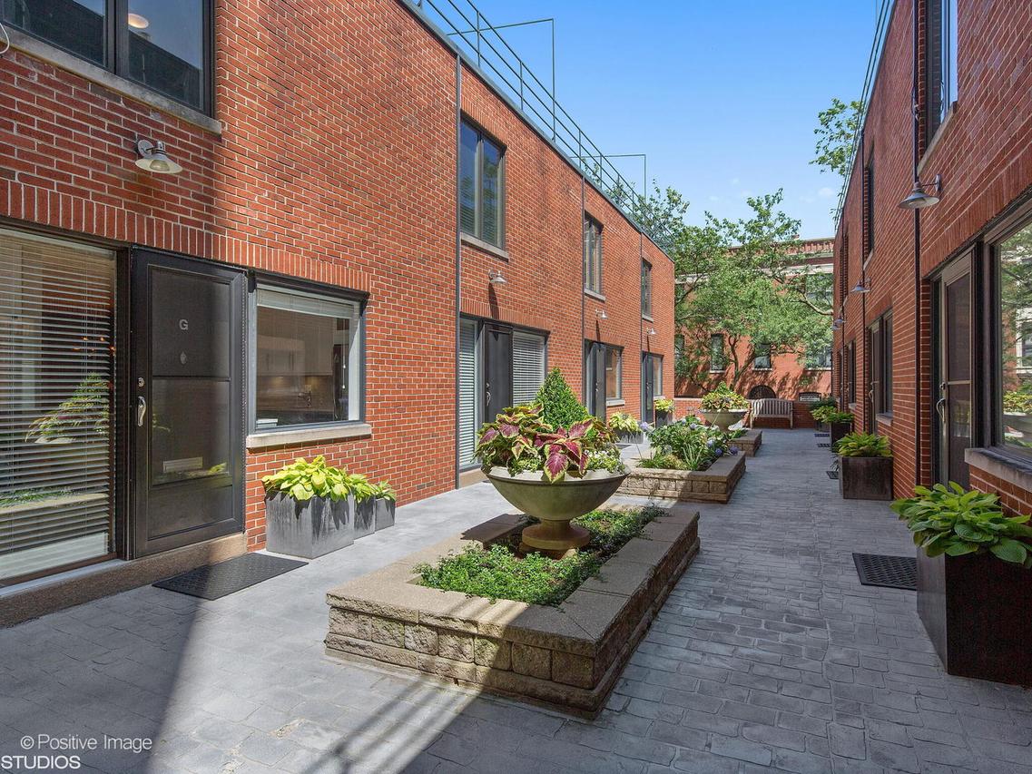 205 W Eugenie St. #G, Chicago, IL 60614