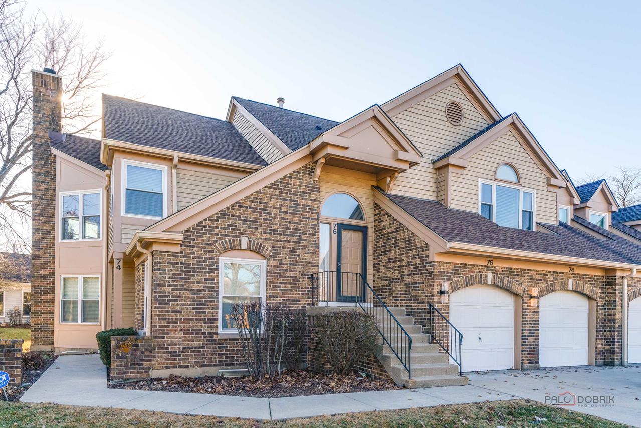76 Willow Pkwy., Buffalo Grove, IL 60089