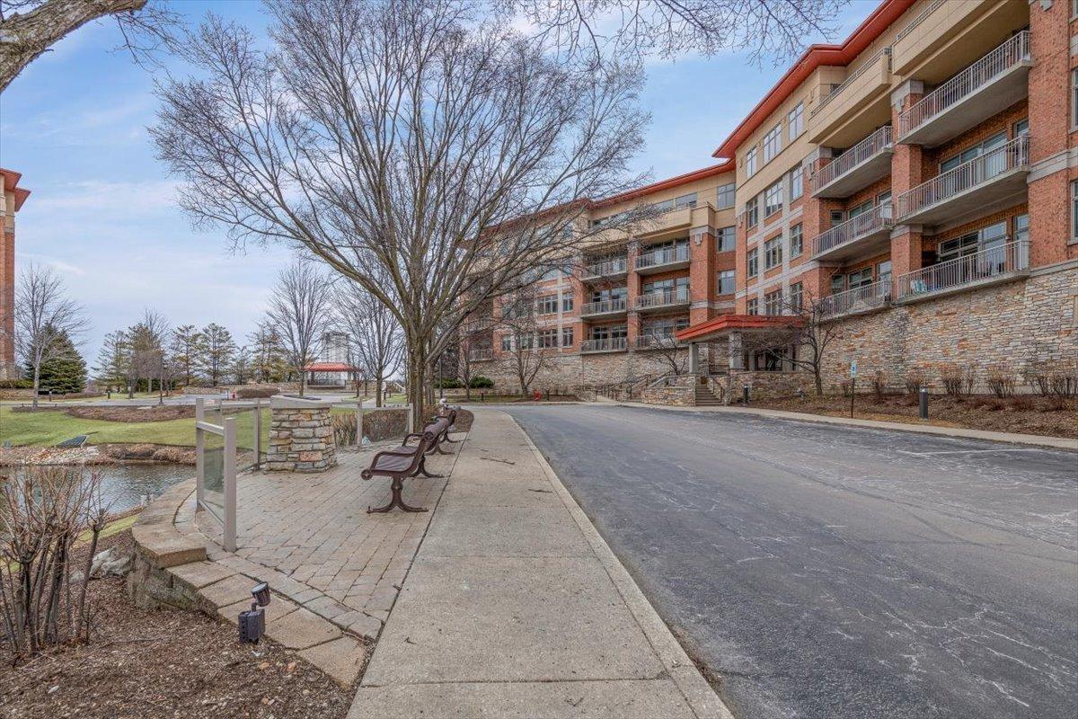 45 Prairie Park Dr. #501, Wheeling, IL 60090