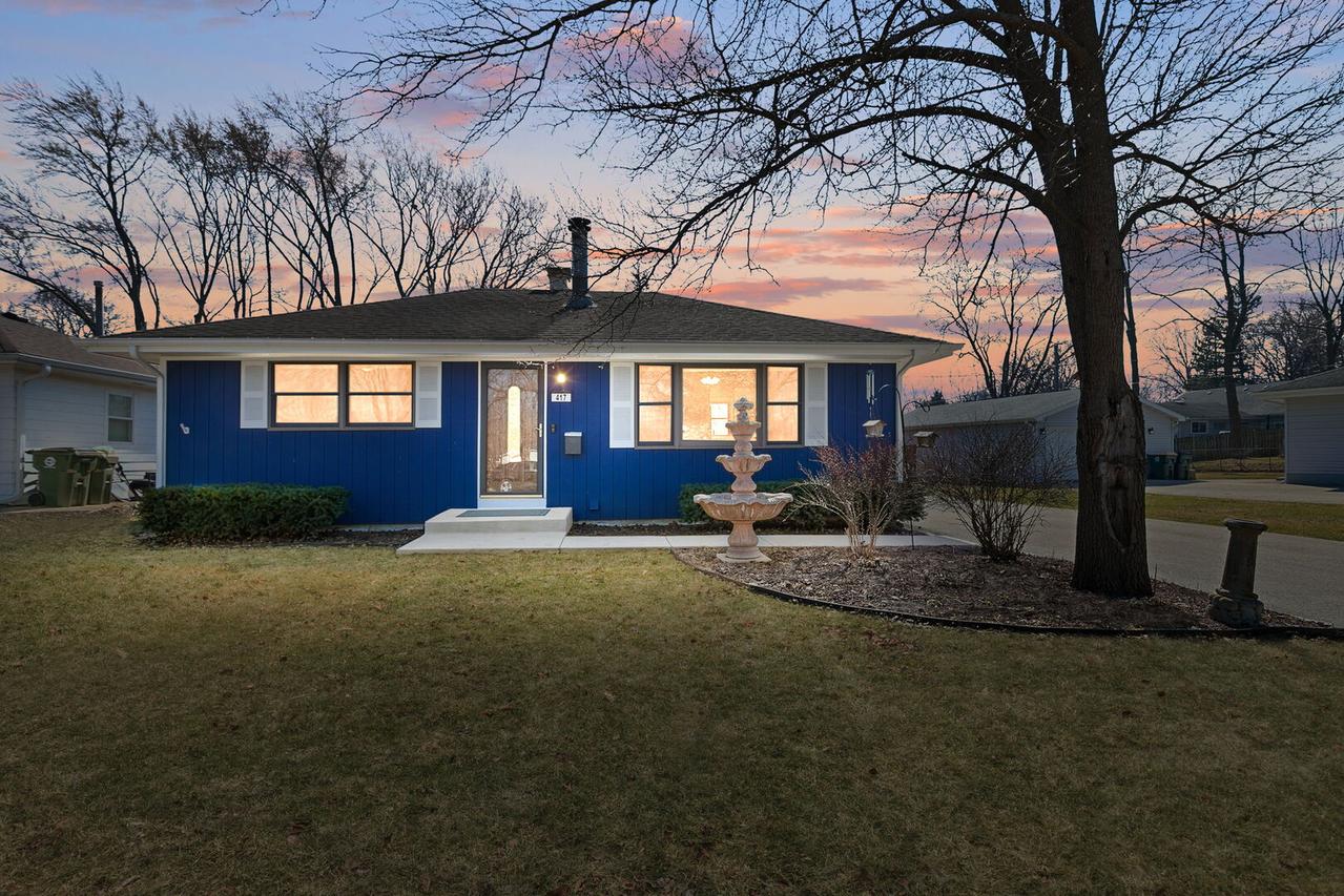 417 Lawrence Ave., Grayslake, IL 60030