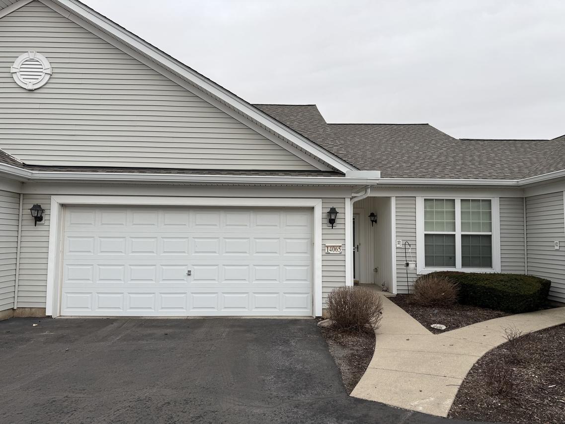14065 Moraine Hills Dr., Huntley, IL 60142