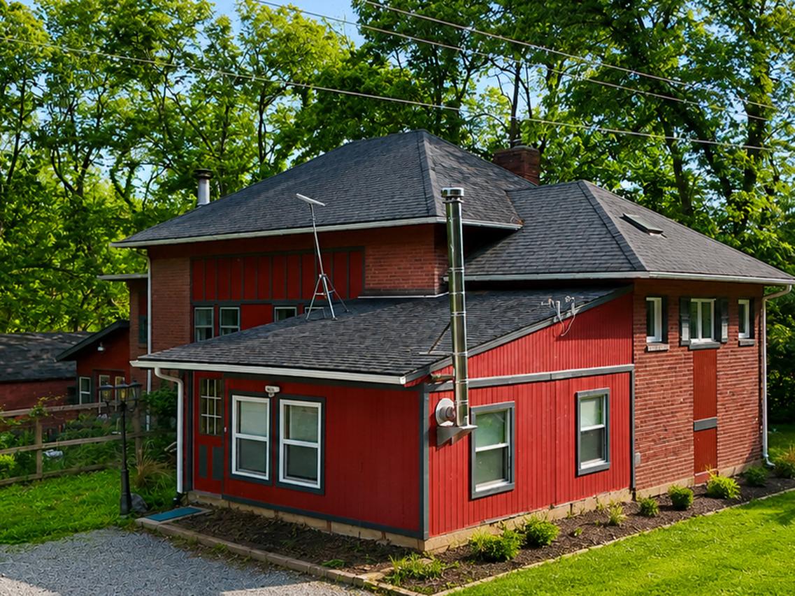 483 E 1300 North Rd., Monticello, IL 61856