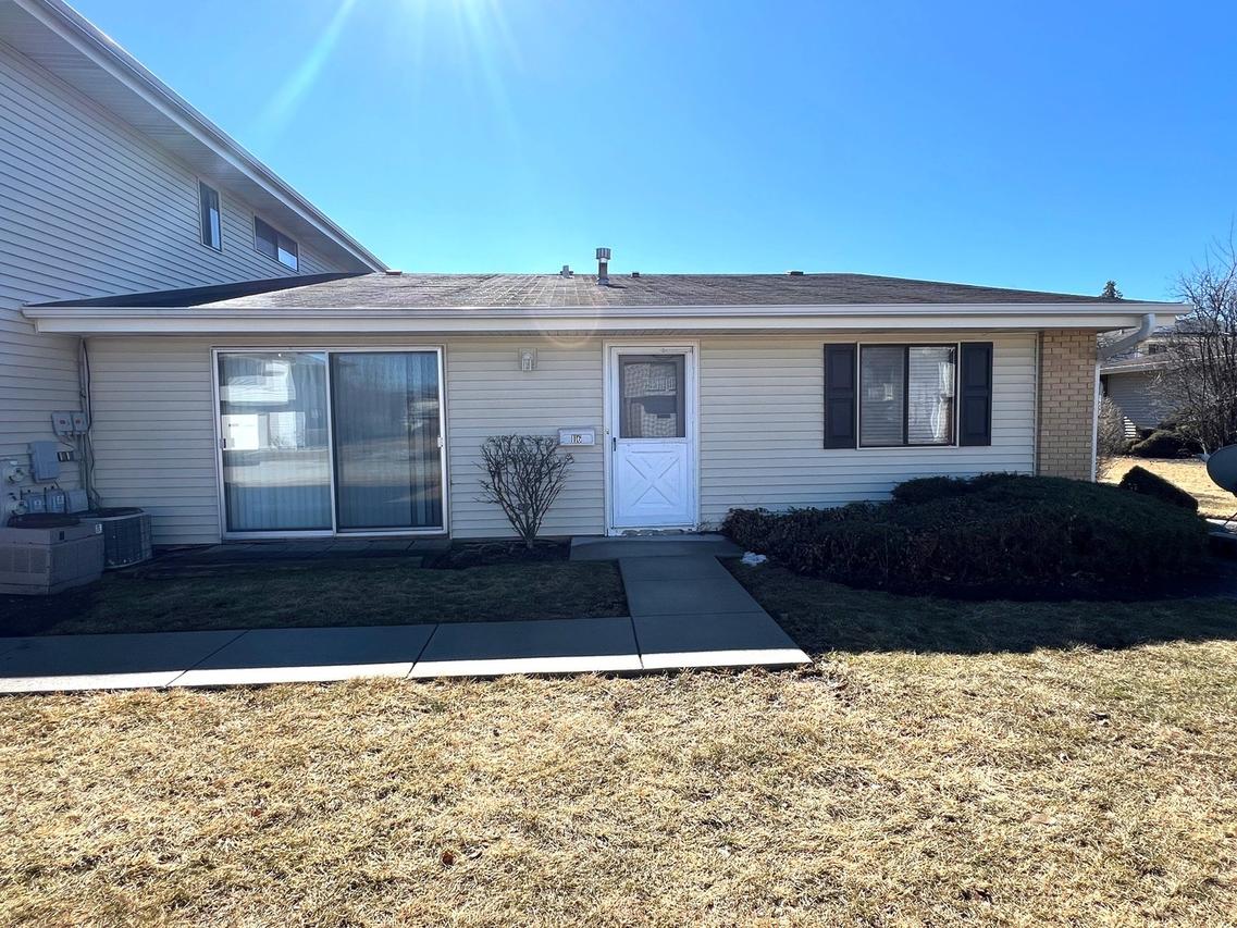 116 Cotuit Ct. #1312, Schaumburg, IL 60193