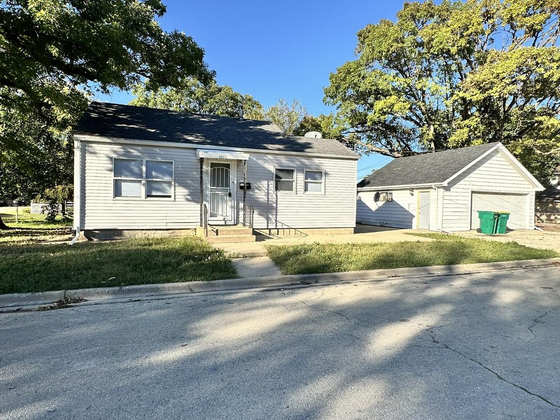 1061 Cottage Pl., Joliet, IL 60436