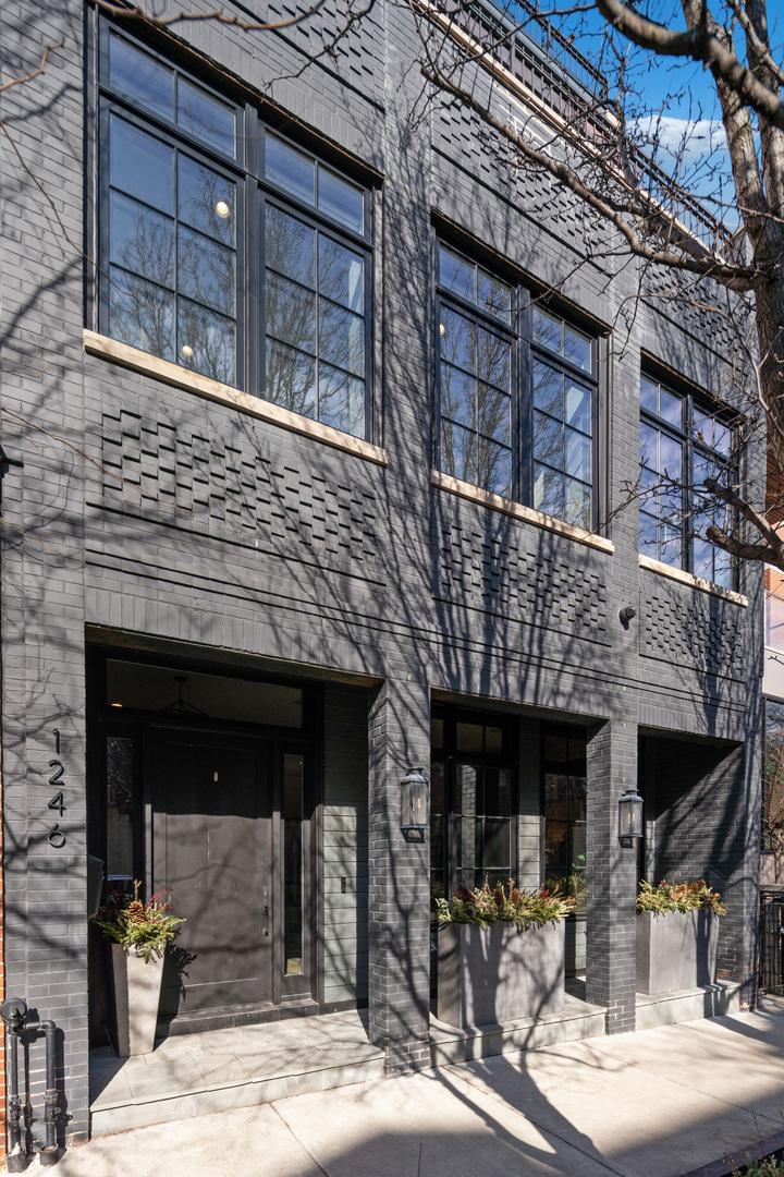 1246 W George St., Chicago, IL 60657