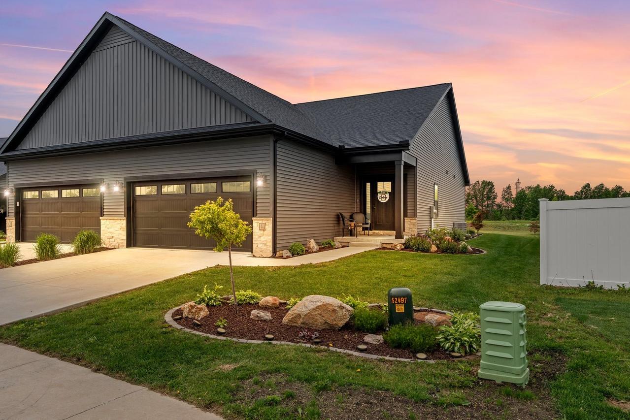 1 Prairie Tr., Monticello, IL 61856