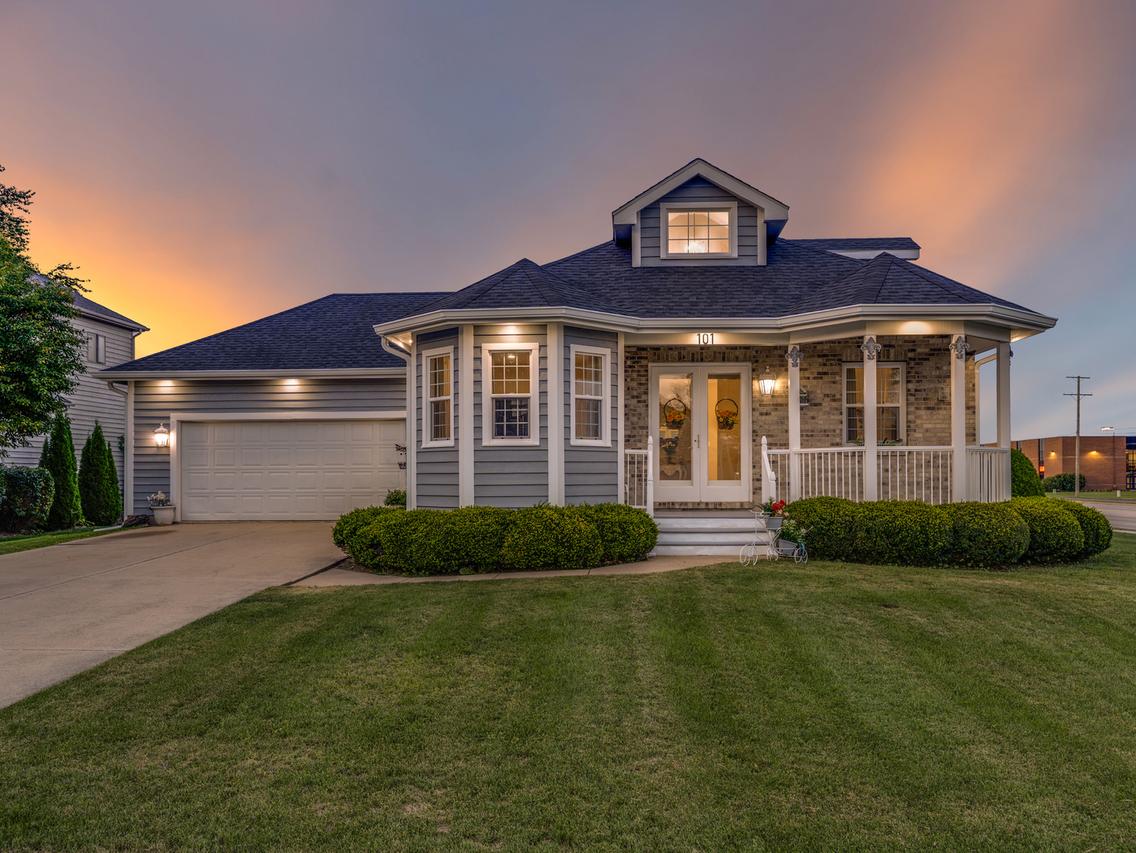 101 Bell Ct., Oswego, IL 60543