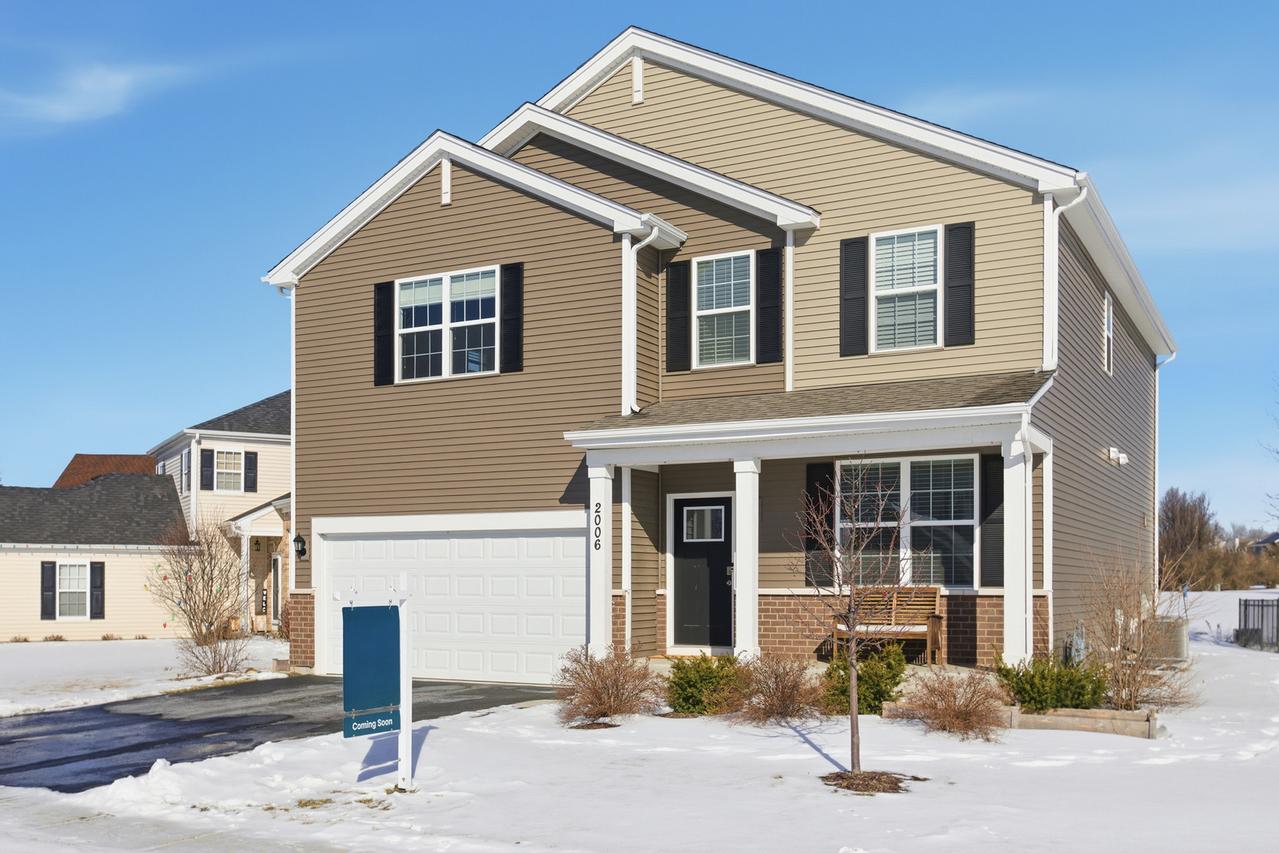 2006 Serenity Ln., Woodstock, IL 60098