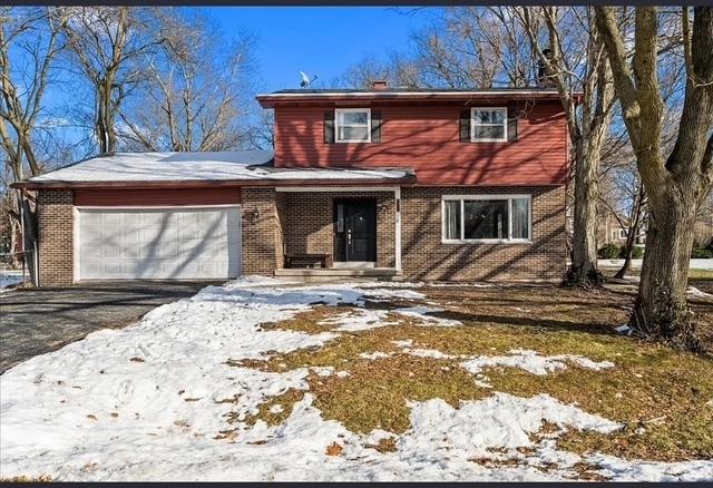 250 N View St., Hinckley, IL 60520