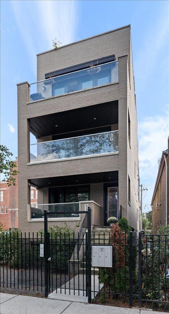 2731 W Cortez St. #1, Chicago, IL 60622