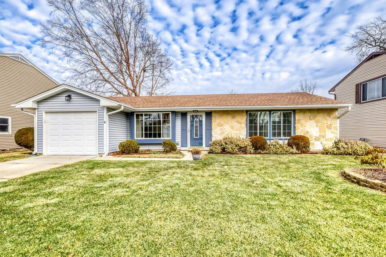 1154 Pegwood Dr., Elgin, IL 60120