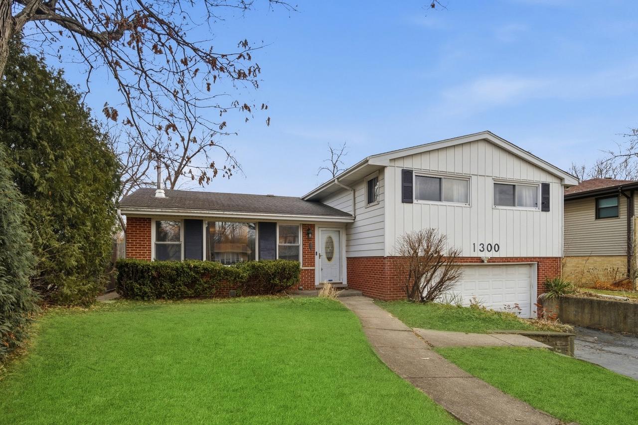 1300 Knollwood Rd., Deerfield, IL 60015