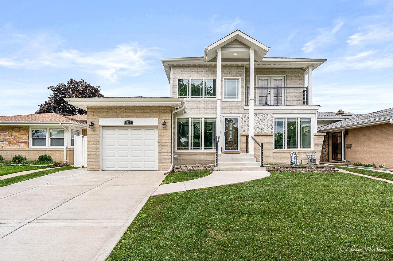 8820 N Elmore St., Niles, IL 60714