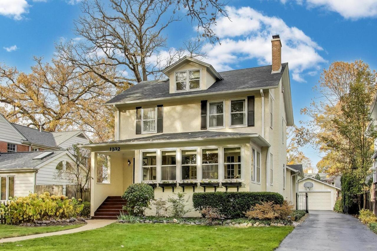 1232 Elmwood Ave., Wilmette, IL 60091