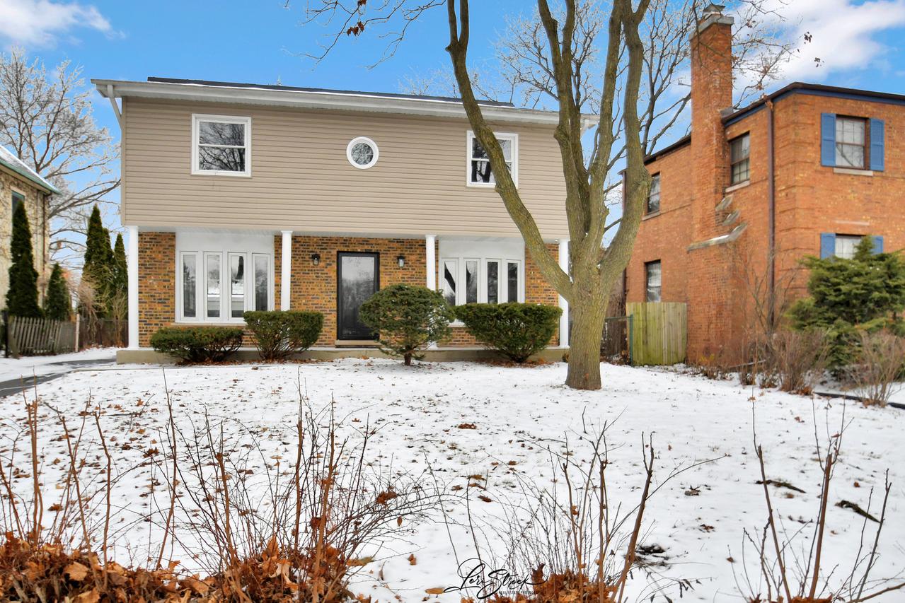 1002 Douglas Ave., Flossmoor, IL 60422