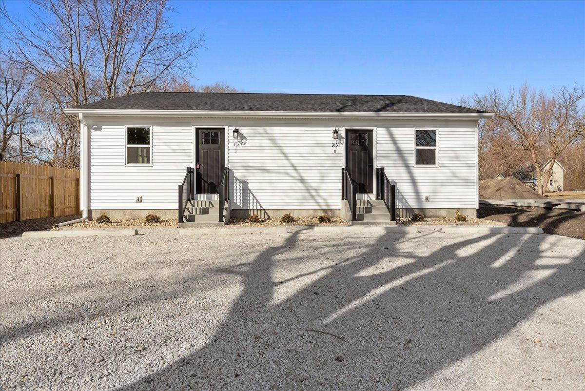 313 E Martin St., Forrest, IL 61741