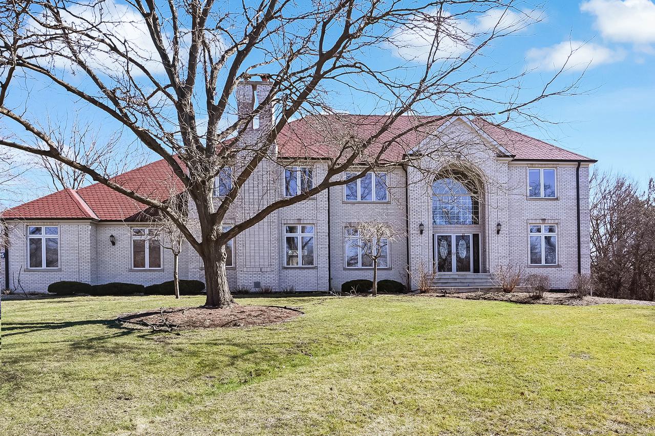 [Address Hidden by Seller], Burr Ridge, IL 60527