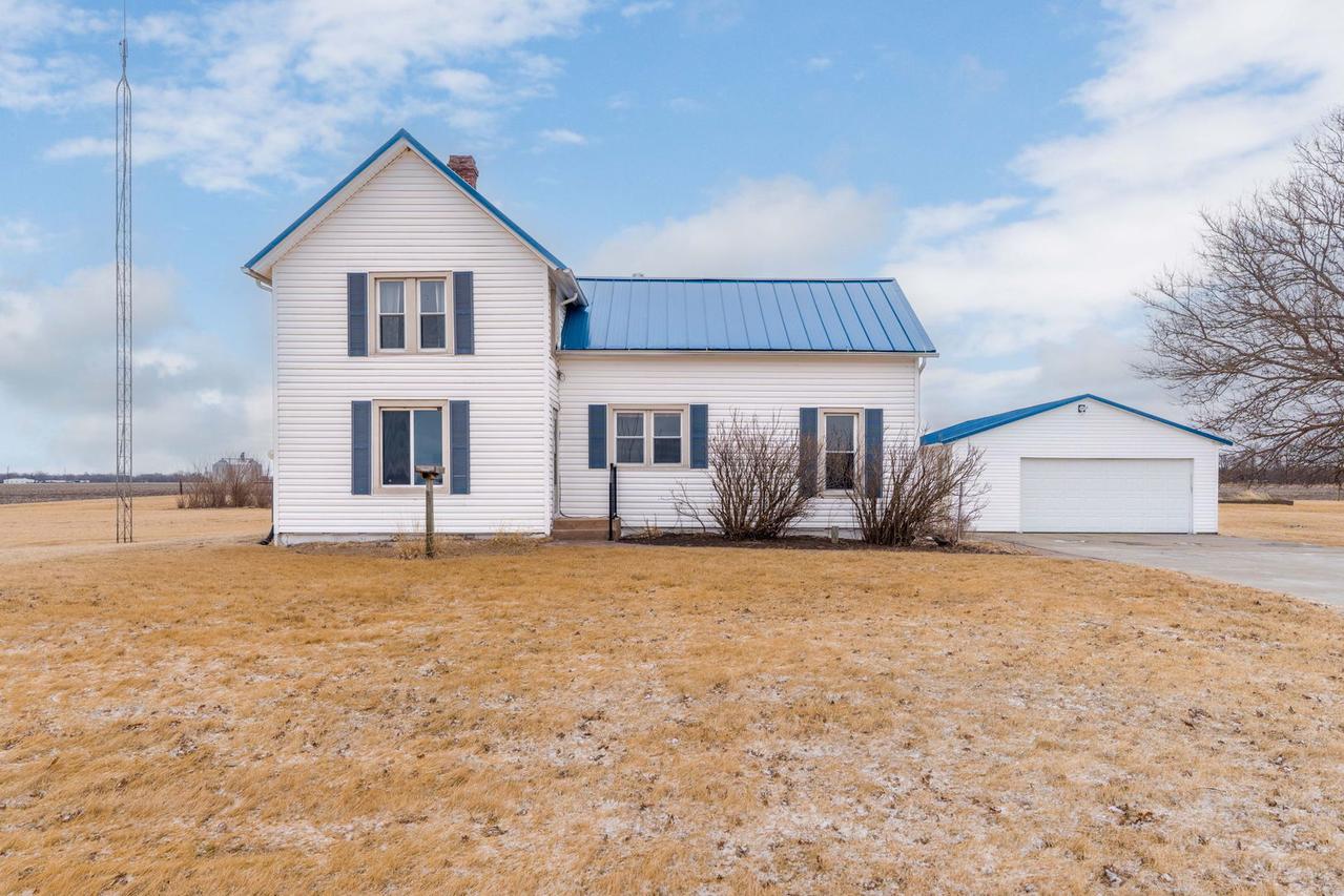 12596 E 200th St., Orion, IL 61273