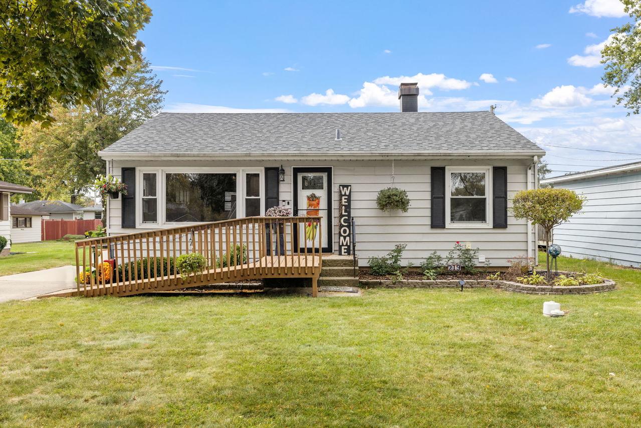 219 Oneill St., Joliet, IL 60436