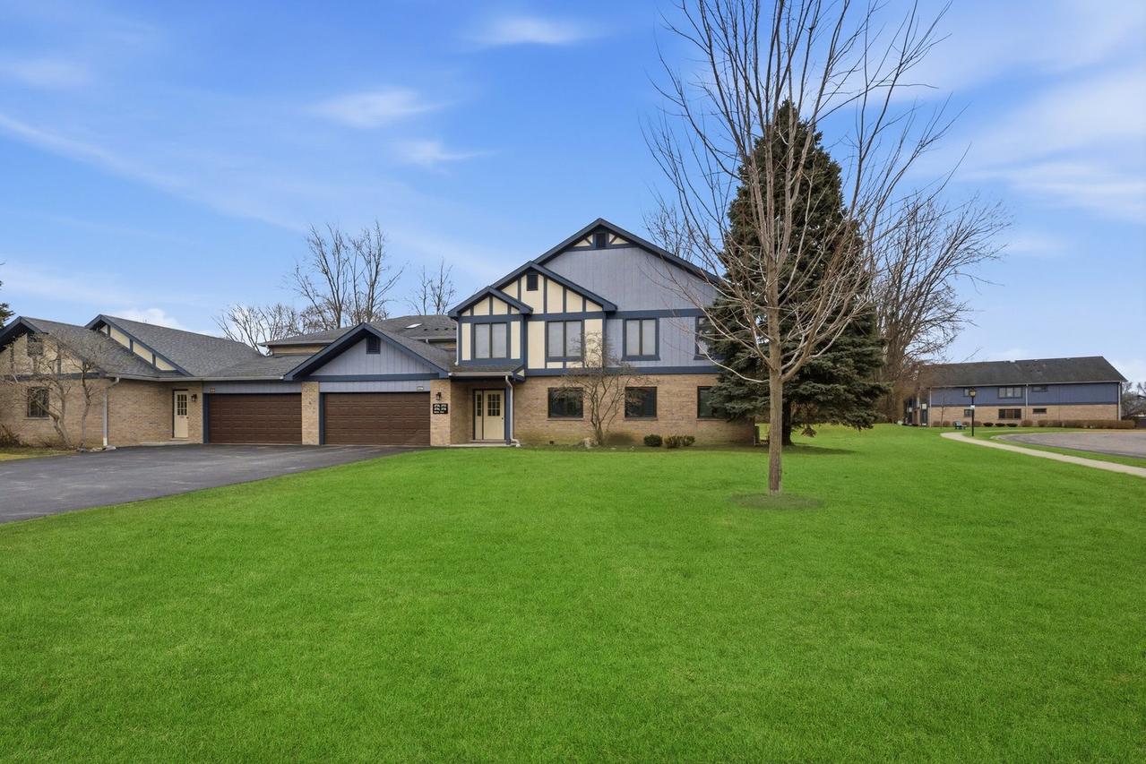 2722 Harbor Dr., Joliet, IL 60431