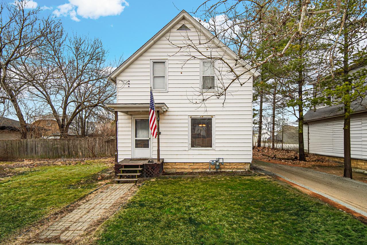 1112 S Jefferson St., Lockport, IL 60441