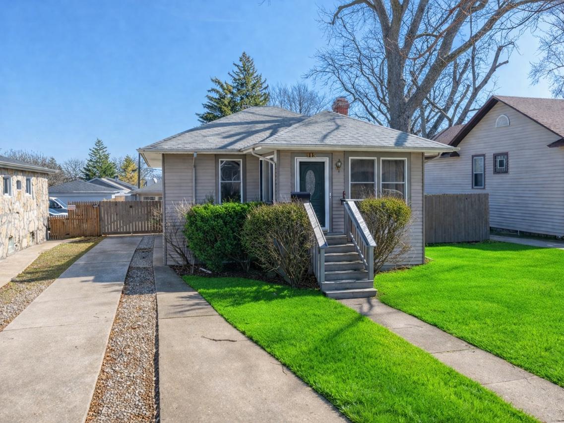 [Address Hidden by Seller], Villa Park, IL 60181