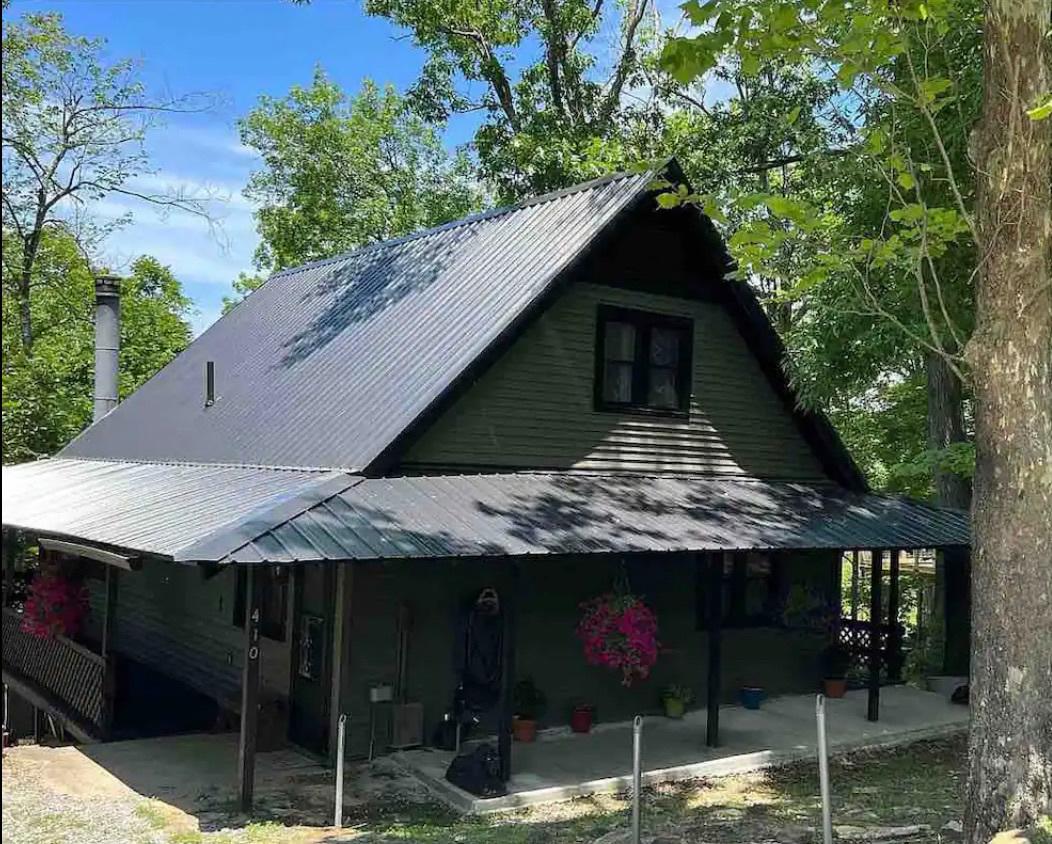 410 Wagon Creek Loop, Creal Springs, IL 62922