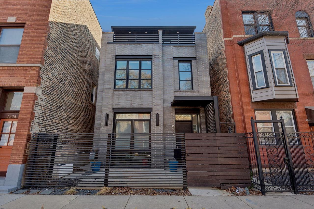 2629 W Superior St., Chicago, IL 60612