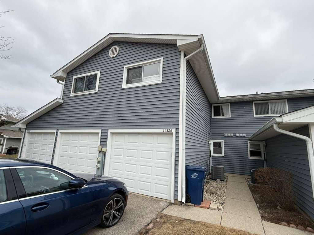 34326 N Birch Ln., Gurnee, IL 60031