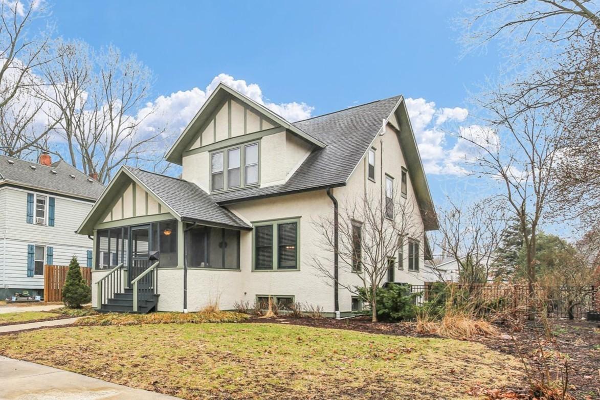 1211 W Park Ave., Champaign, IL 61821