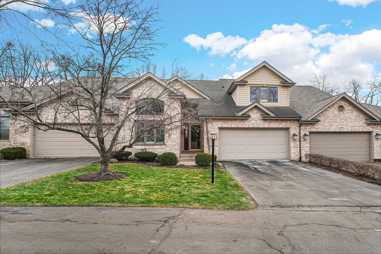 70 W Deer Haven Ct Ct., Crete, IL 60417