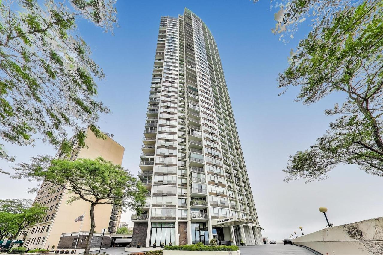 940 W Glenlake Ave. #19C, Chicago, IL 60660