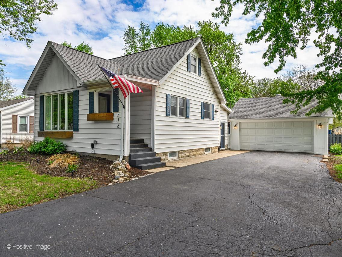 816 S Cedar Rd., New Lenox, IL 60451