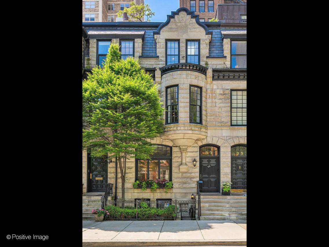 37 E Elm St., Chicago, IL 60611