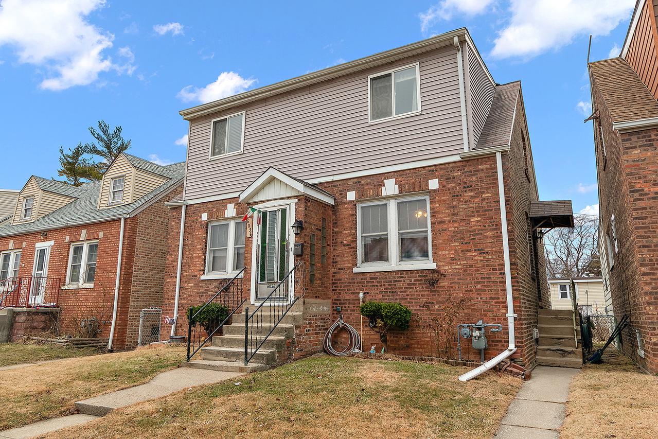 6036 S 74th Ave., Summit, IL 60501