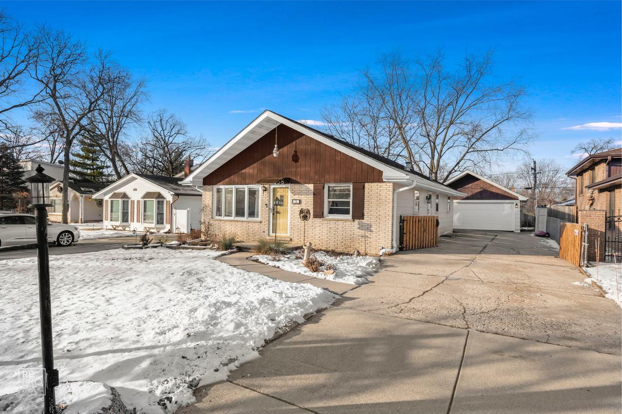 138 N Elmwood Ave., Wood Dale, IL 60191