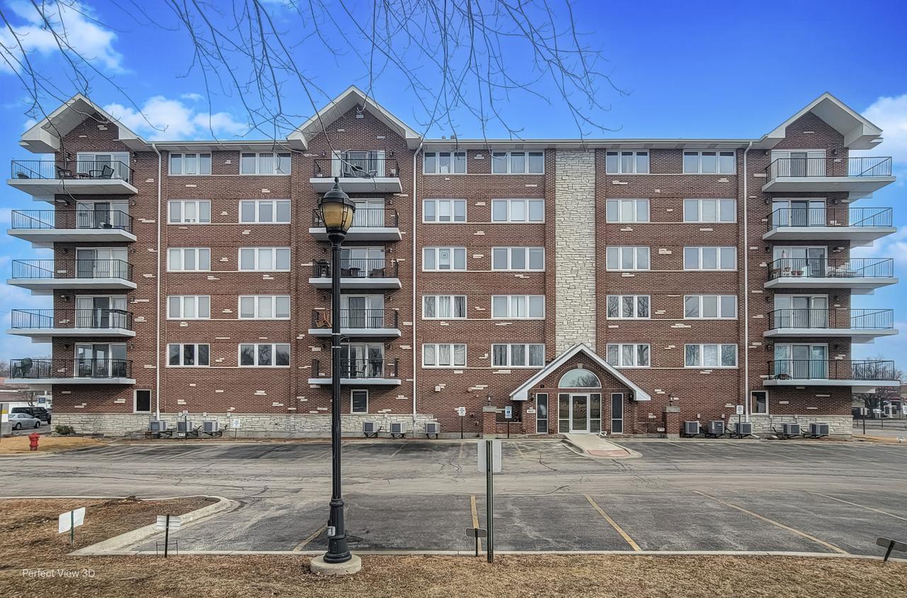 [Address Hidden by Seller], Lyons, IL 60534