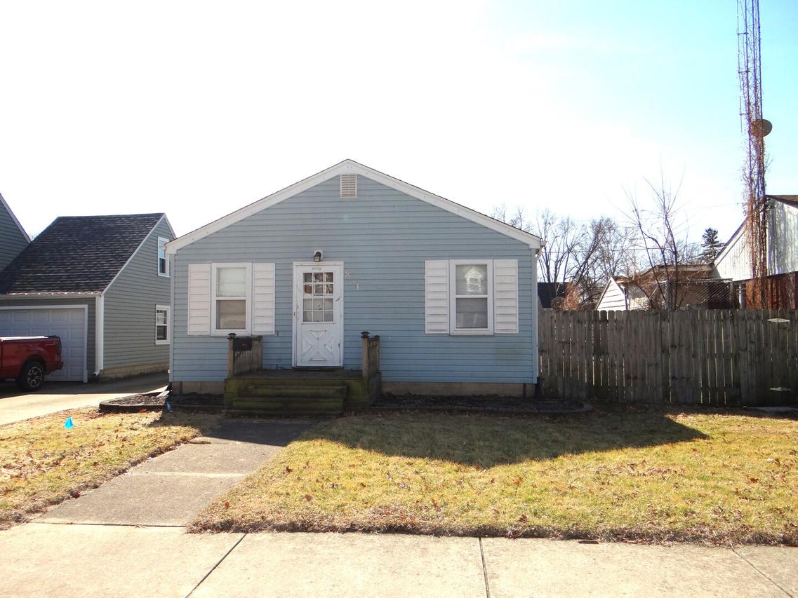 831 Douglas St., Morris, IL 60450