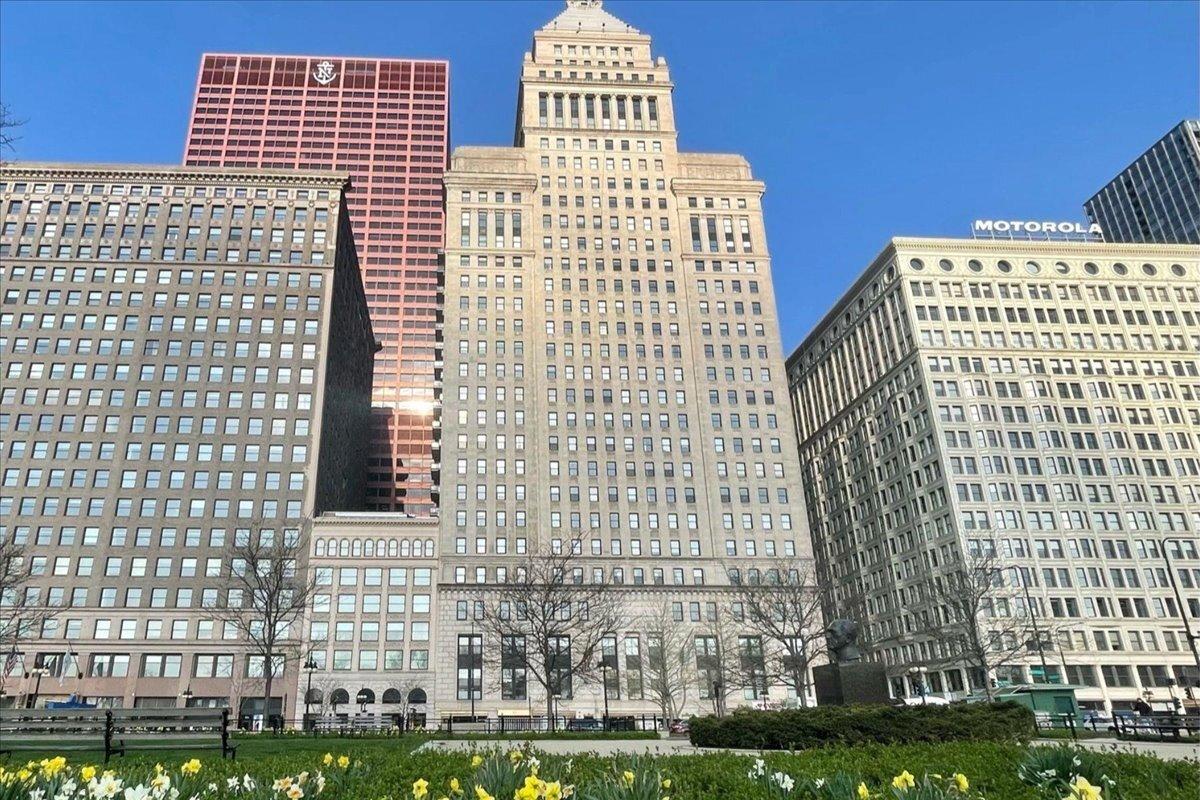 310 S Michigan Ave. #1713, Chicago, IL 60604