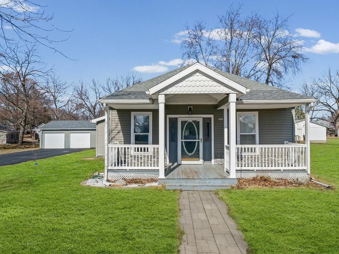 103 E Griggs St., Mansfield, IL 61854
