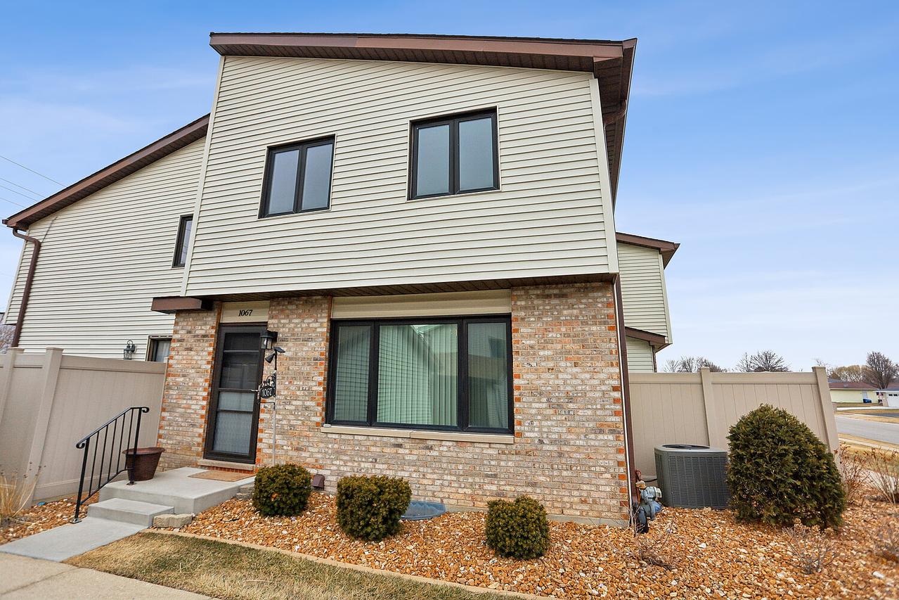 1067 Southgate Rd., New Lenox, IL 60451