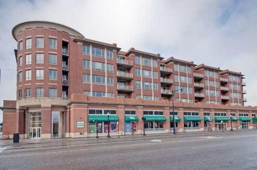 6000 N Cicero Ave. #301, Chicago, IL 60646