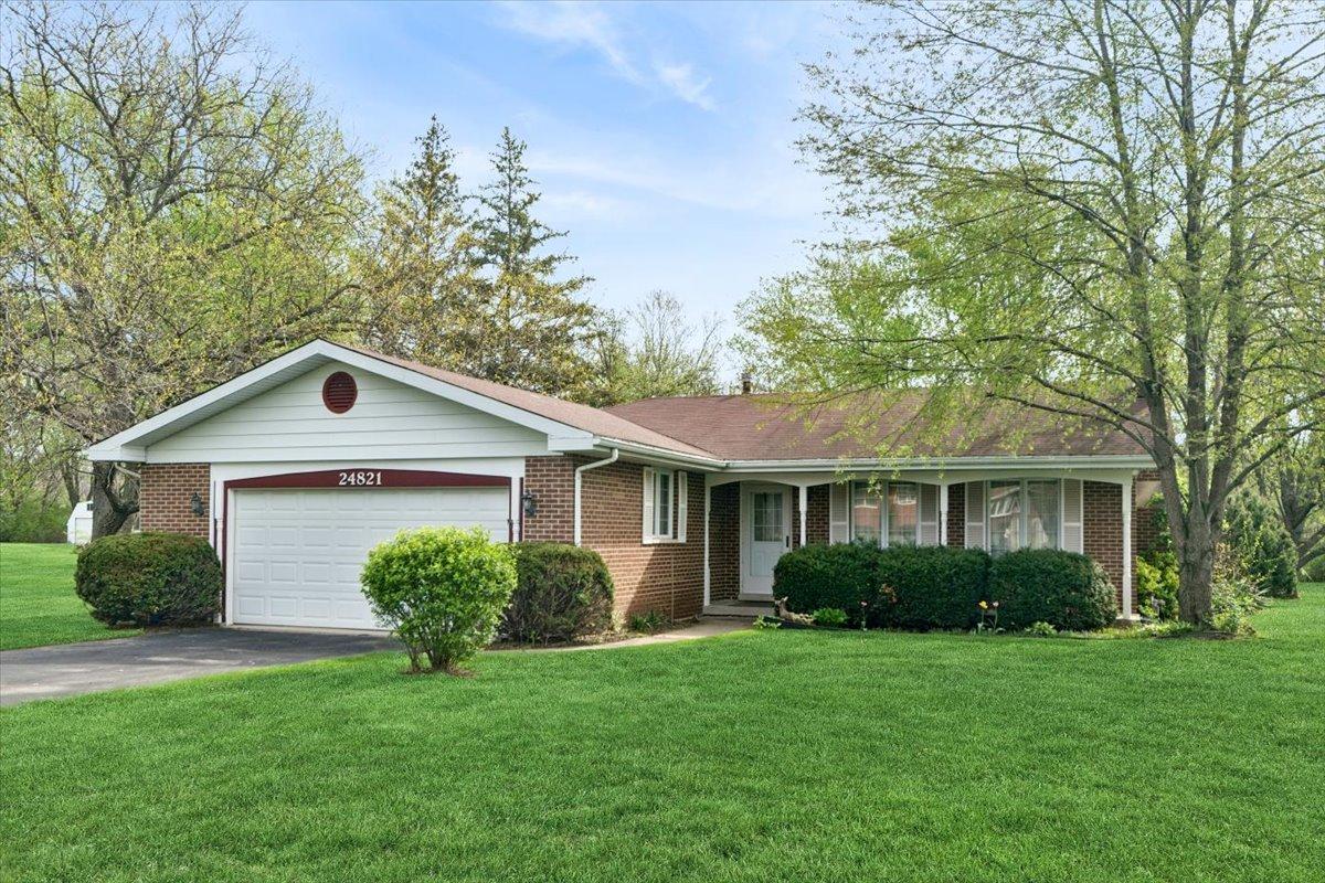 24821 S Michaels St., Crete, IL 60417