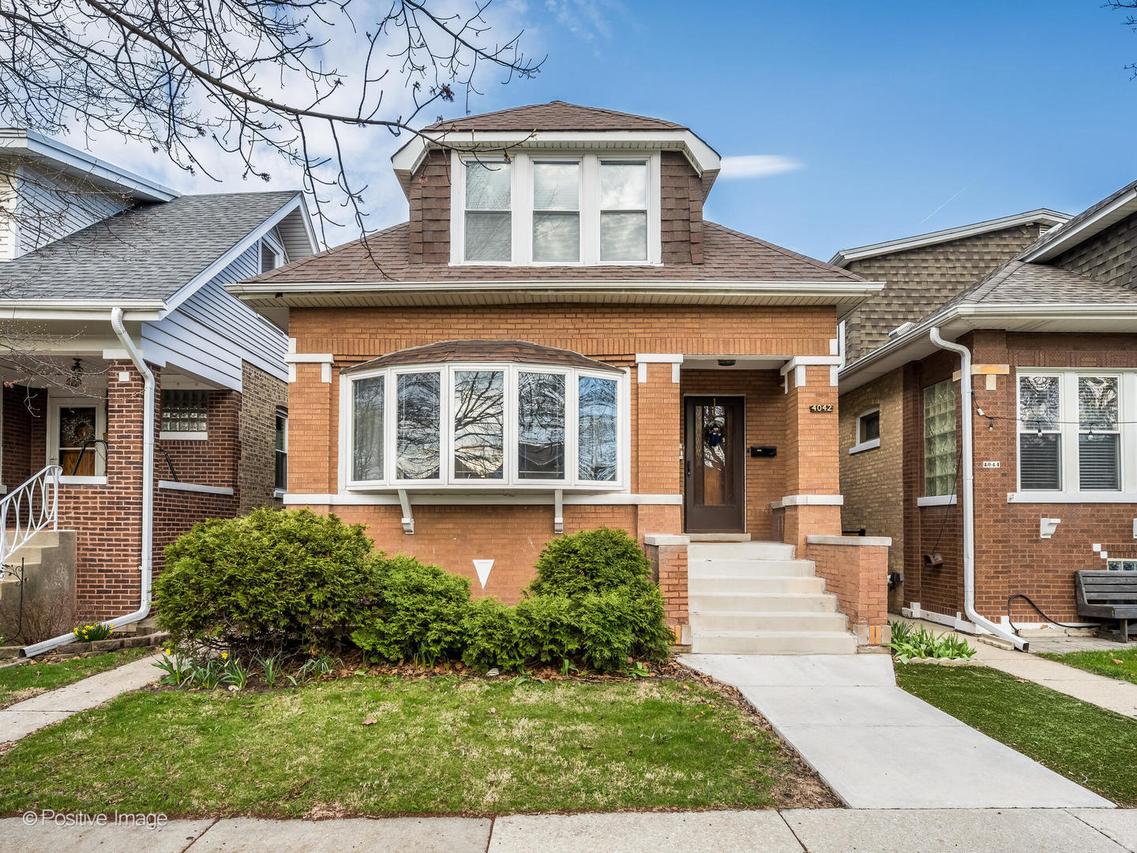 [Address Hidden by Seller], Chicago, IL 60634