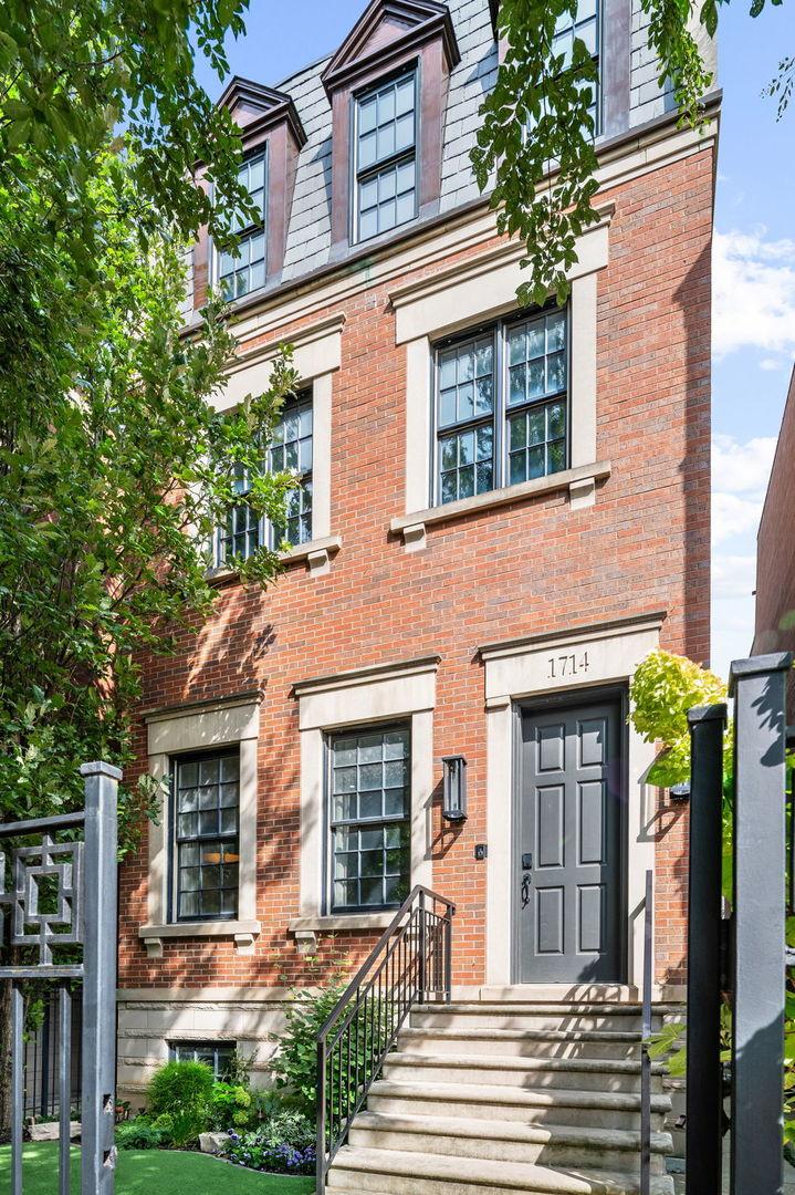 1714 W Wolfram St., Chicago, IL 60657