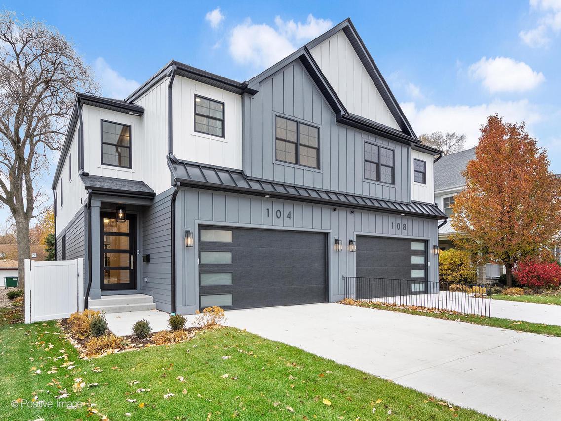 104 N Evergreen Ave., Elmhurst, IL 60126