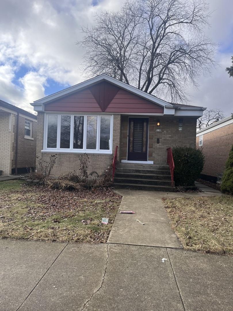 5140 S New England Ave., Chicago, IL 60638